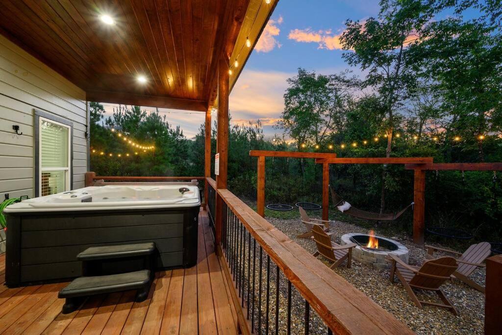 브로큰보우 Under The Stars - Secluded, Hot Tub, Firepit, Games 빌라 외부 사진